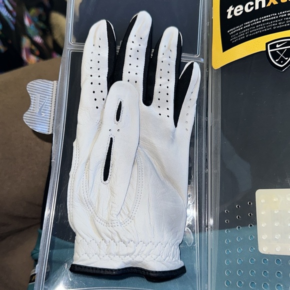 Nike golf techxtreme women’s left small 19cm glove - Picture 6 of 7